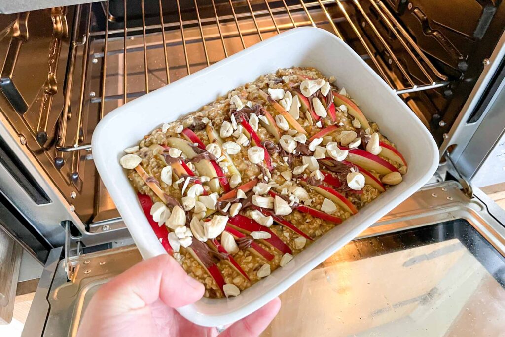 Baked oates in de oven bakken